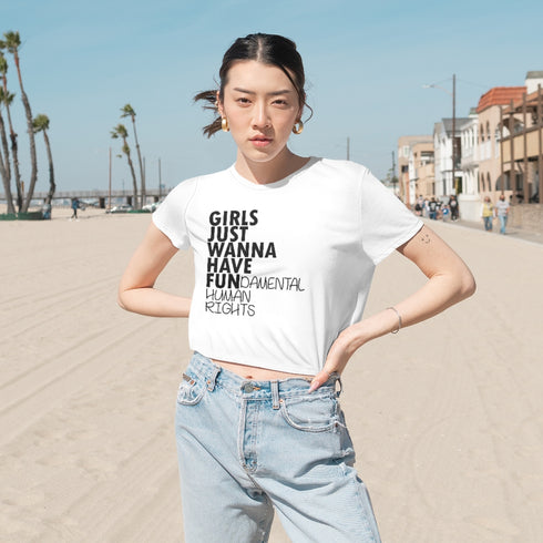 Girls Fun-damental Rights Essential Flowy Cropped Tee